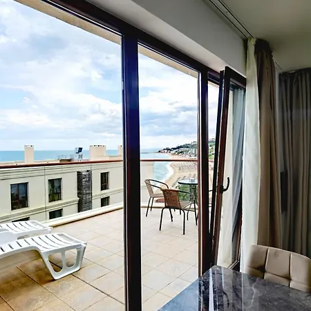 Cabacum Pleasure Beachfront - 50m To And Pool * Βάρνα
