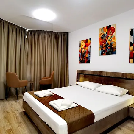 Cabacum Pleasure Beachfront - 50m To And Pool Διαμέρισμα Βάρνα